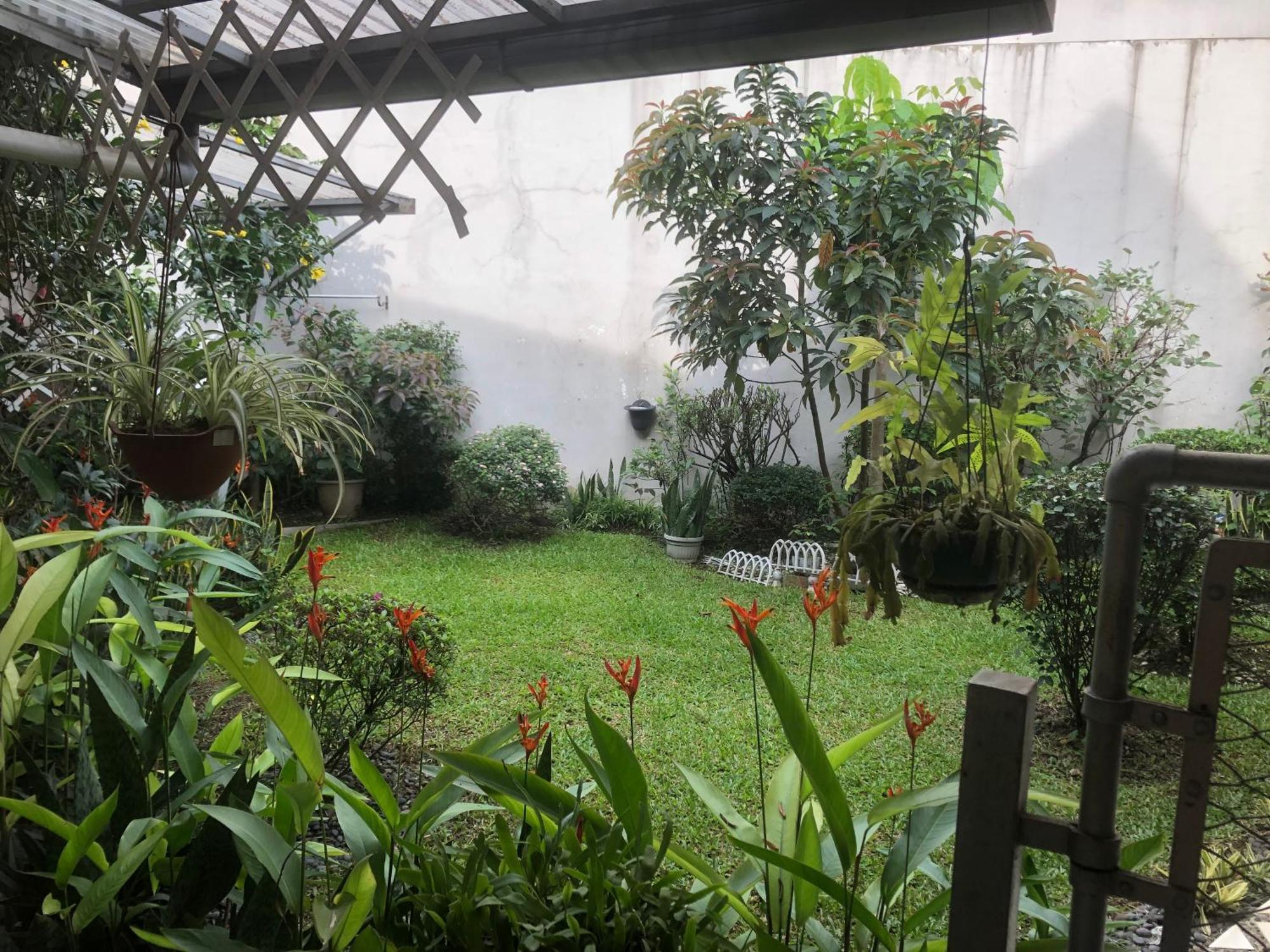 בנדונג De Riau Guesthouse מראה חיצוני תמונה