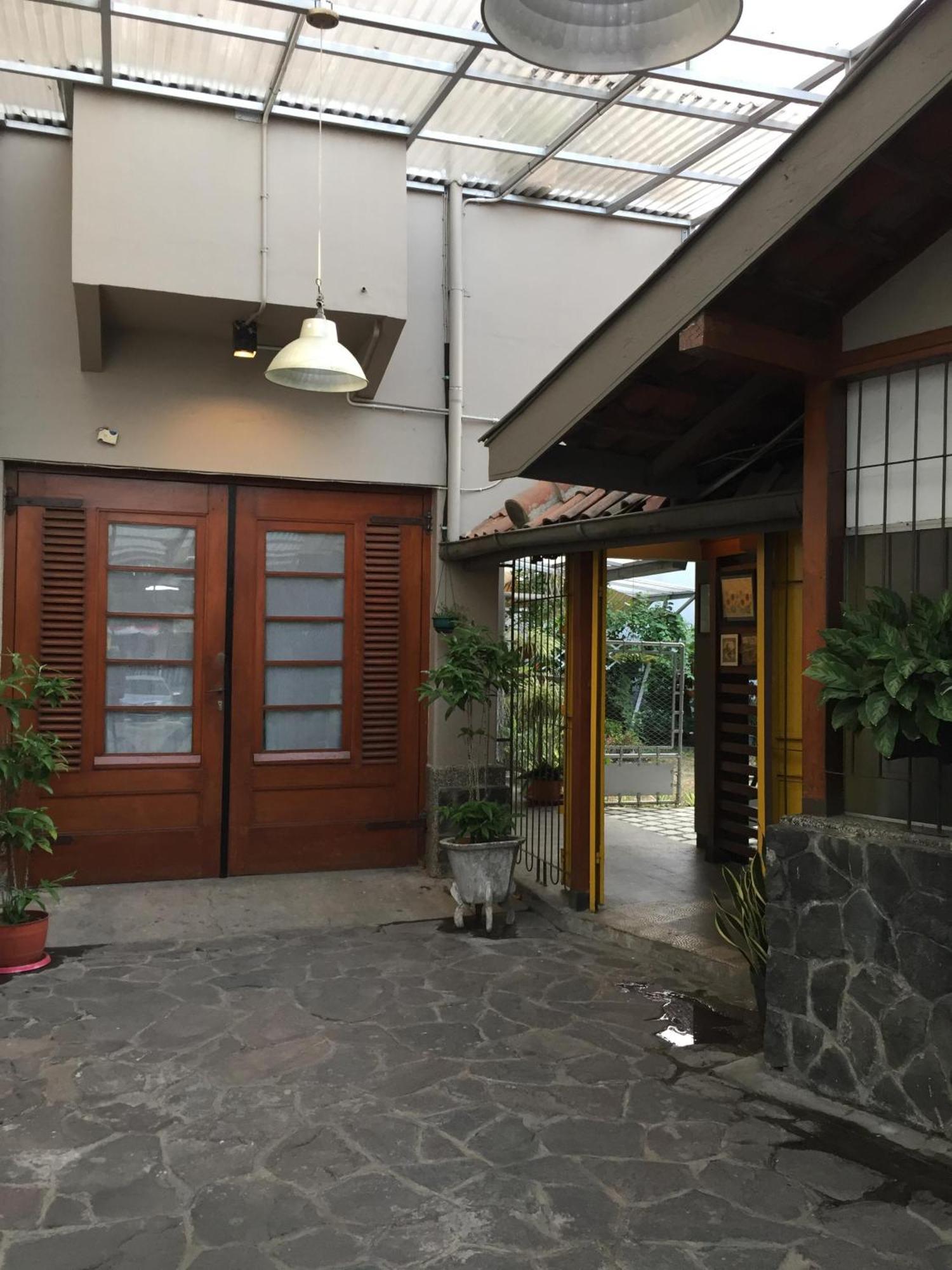 בנדונג De Riau Guesthouse מראה חיצוני תמונה
