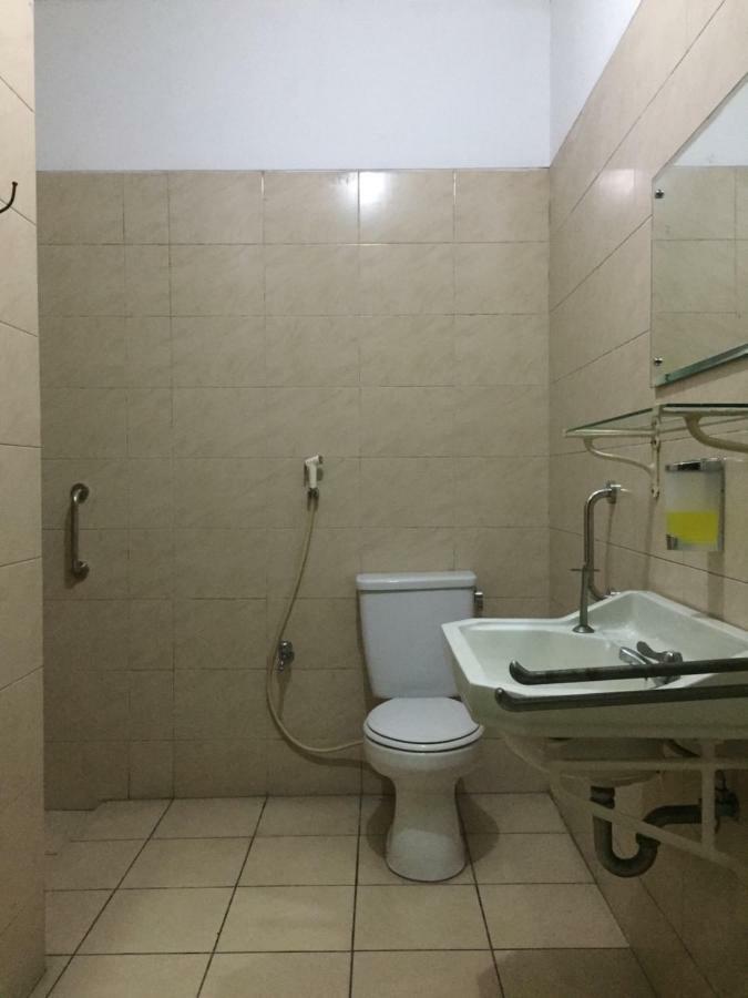 בנדונג De Riau Guesthouse מראה חיצוני תמונה